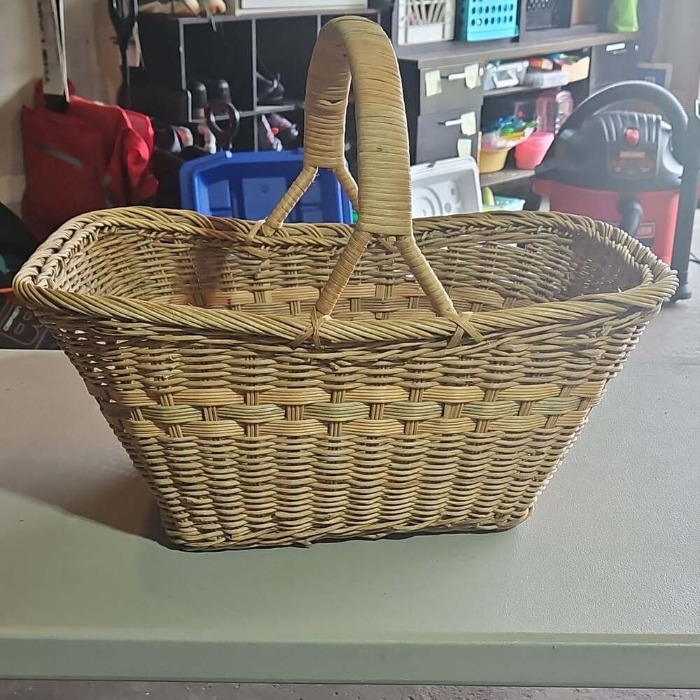 Vintage Handwoven Wicker Market Basket with Single Arched Handle